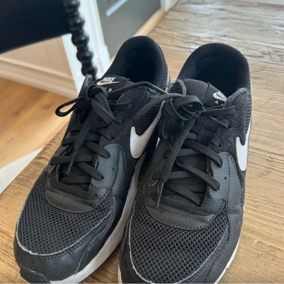 Nike Air Max - Picture 2 of 4